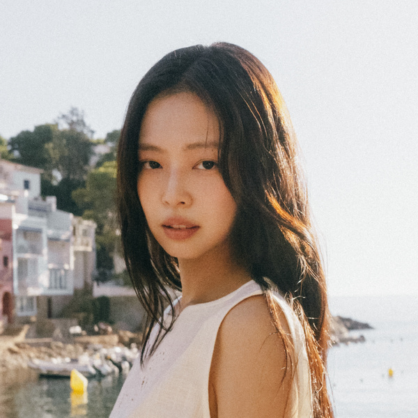 JENNIE 预售特典