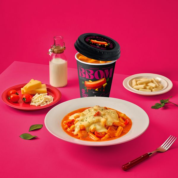 ktown4u.com : [BBOM] BBOM TTEOKBOKKI CUP (SPICY ROSE) 145g