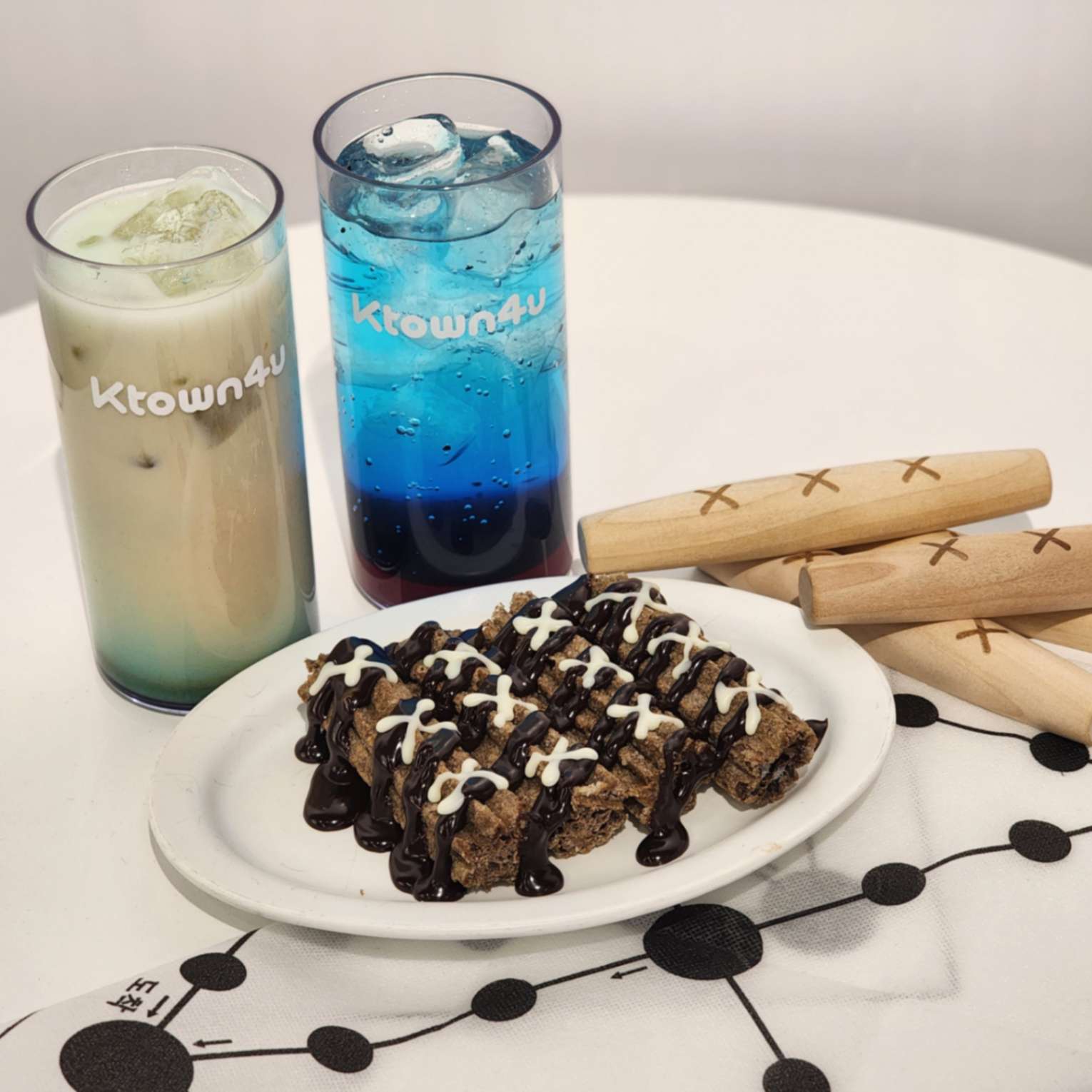EVNNE ユンソ ktown4u カフェイベント GXWz72ga8AAa0Lj.jpg