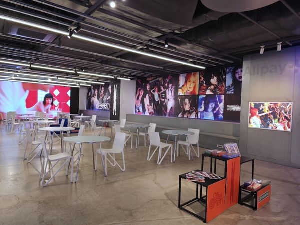 [Ktown4u coex] 2025.10.24~2025.10.30 LE SSERAFIM SPECIAL STORE