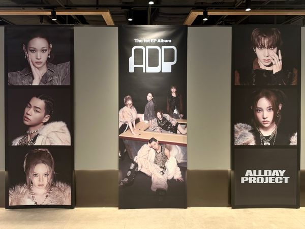 K-POP　　入手困難非売品ポスターまとめて１００本セット K-POP 入手困難非売品ポスターまとめて100本セット K-POP BEST IDOL