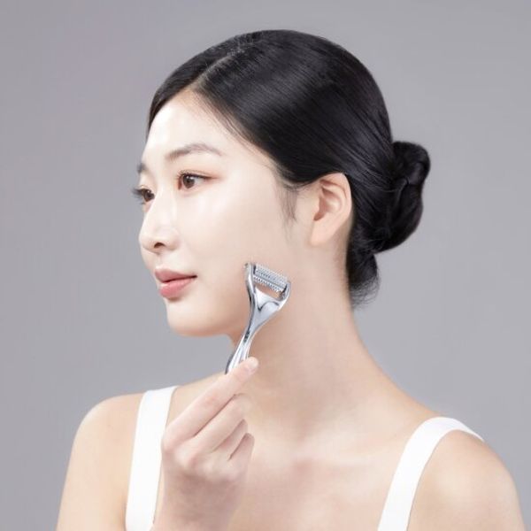[Mommy care] Needle Face Roller