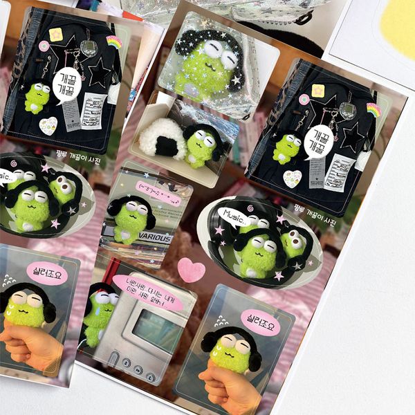 [Pink rue] Frog Plush Sticker
