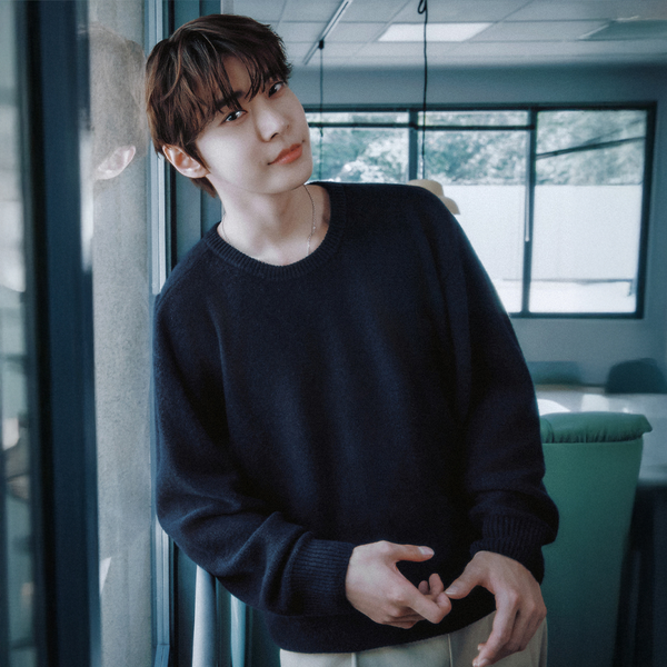 [CITYBREEZE] Wool Essential Round Neck Knit_NAVY