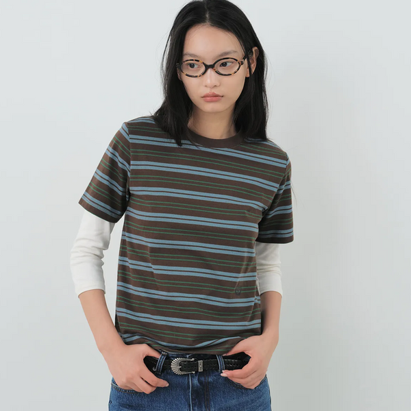 [CITYBREEZE] 로럴 스트라이프 반팔 티셔츠_BROWN