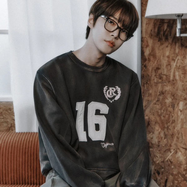 [CITYBREEZE] 빈티지 넘버링 스웨트셔츠_CHARCOAL