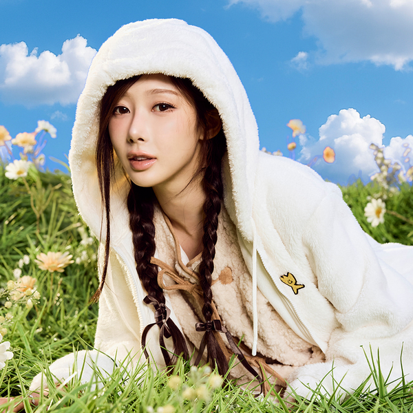 [Wacky Willy x GISELLE] [25FW] Hooded Fleece Jumper Cream