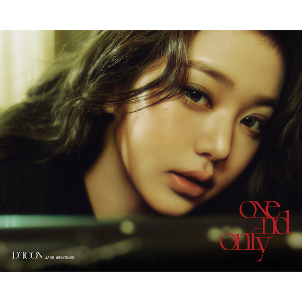 DICON VOLUME N°31 JANG WONYOUNG ONE AND ONLY D Type (封面 : IVE : JANG WONYOUNG)