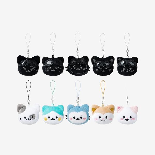 ITZY - [3RD WORLD TOUR [TUNNEL VISION] MD] TWINZY SECRET FACE KEYRING (Random)