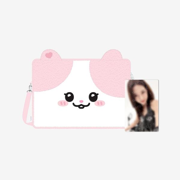 ITZY - [3RD WORLD TOUR [TUNNEL VISION] MD] TWINZY LAPTOP POUCH