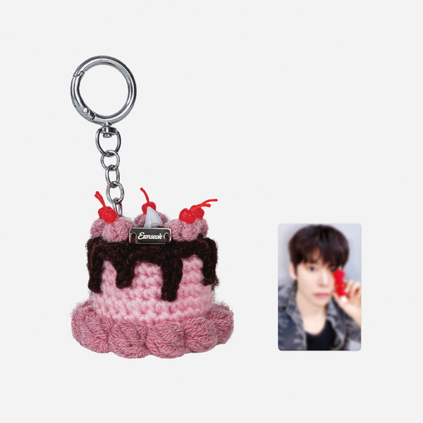 EUNSEOK (RIIZE) - [2026 SM ARTIST BIRTHDAY] CROCHET MINI CAKE KEYRING