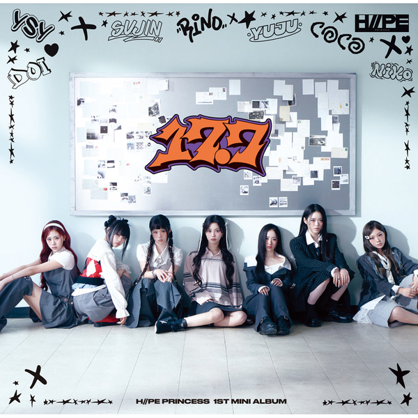 H//PE Princess - JAPAN 1st Mini Album [17.7] (Standard Ver.)