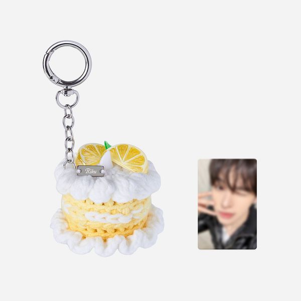 RIKU (NCT) - [2026 SM ARTIST BIRTHDAY] CROCHET MINI CAKE KEYRING