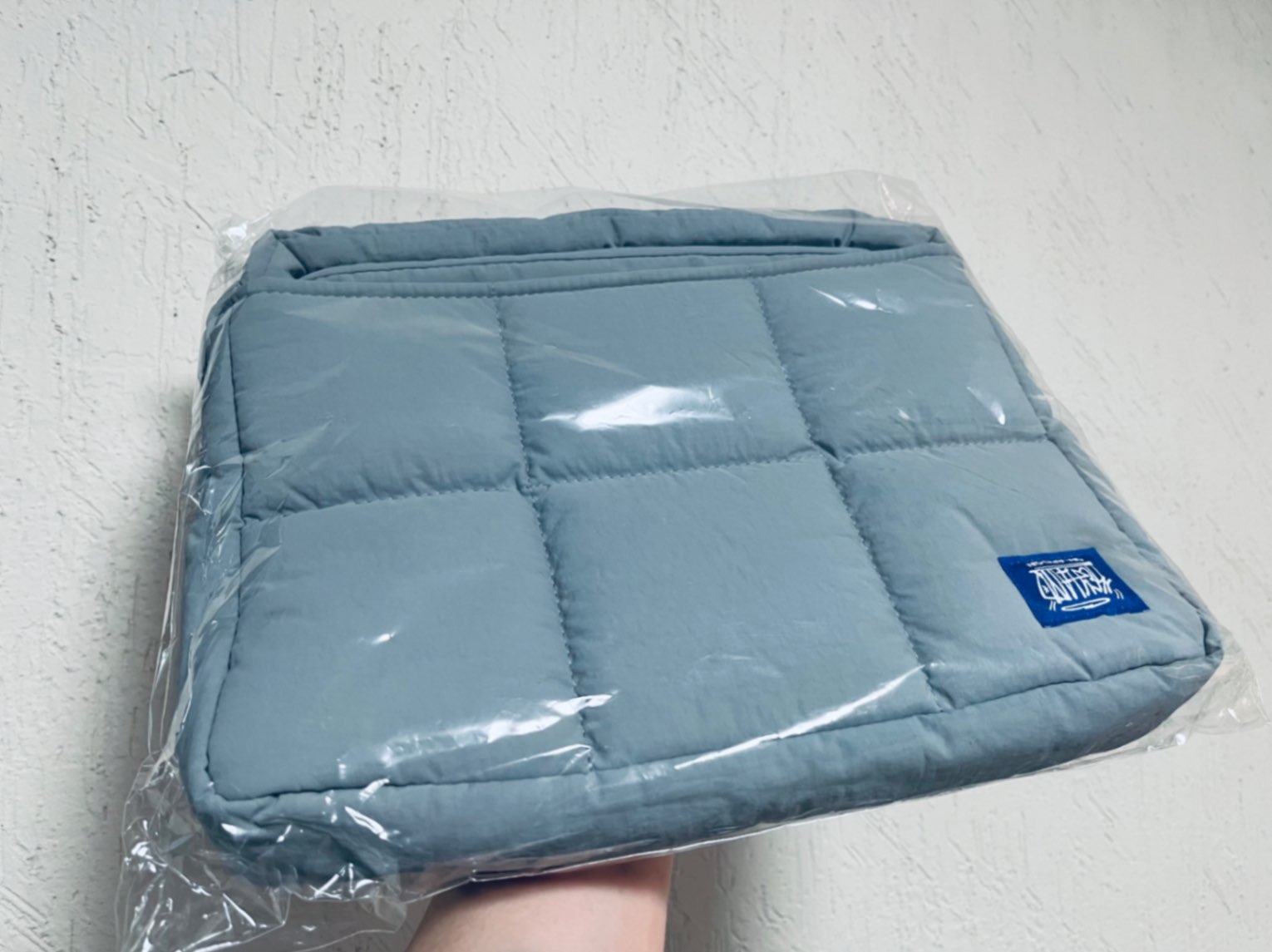 ktown4u.com : review detail_KEY (SHINee) - CROSS BAG + POLAROID SET