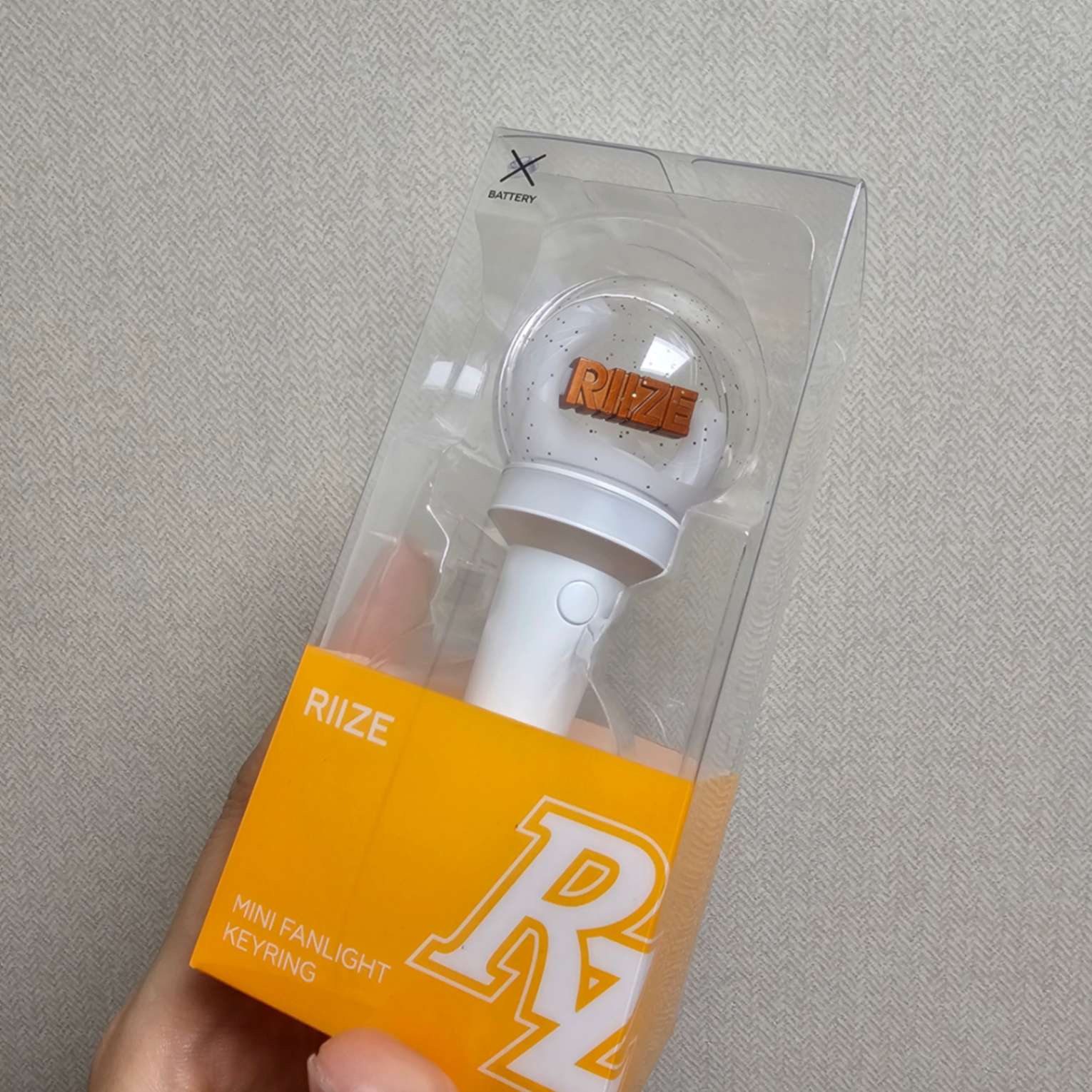 ktown4u.com : review detail_RIIZE - [SM ARTIST MINI FANLIGHT KEYRING]